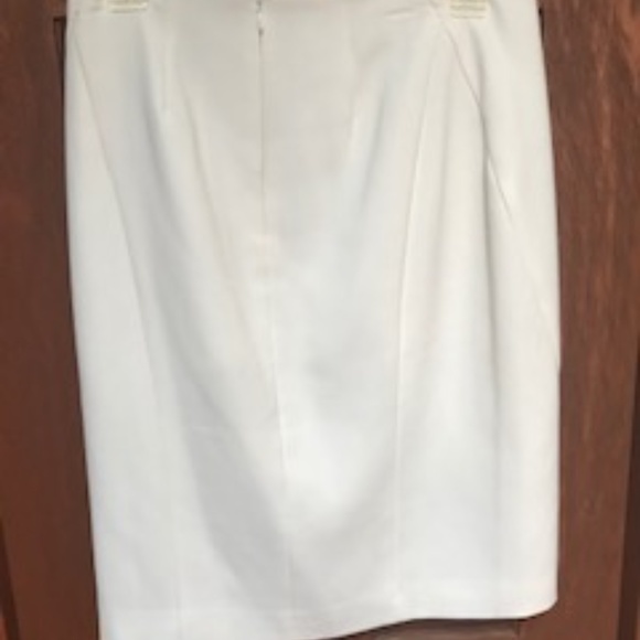 White House Black Market Cream color top and skirt - Picture 4 of 6